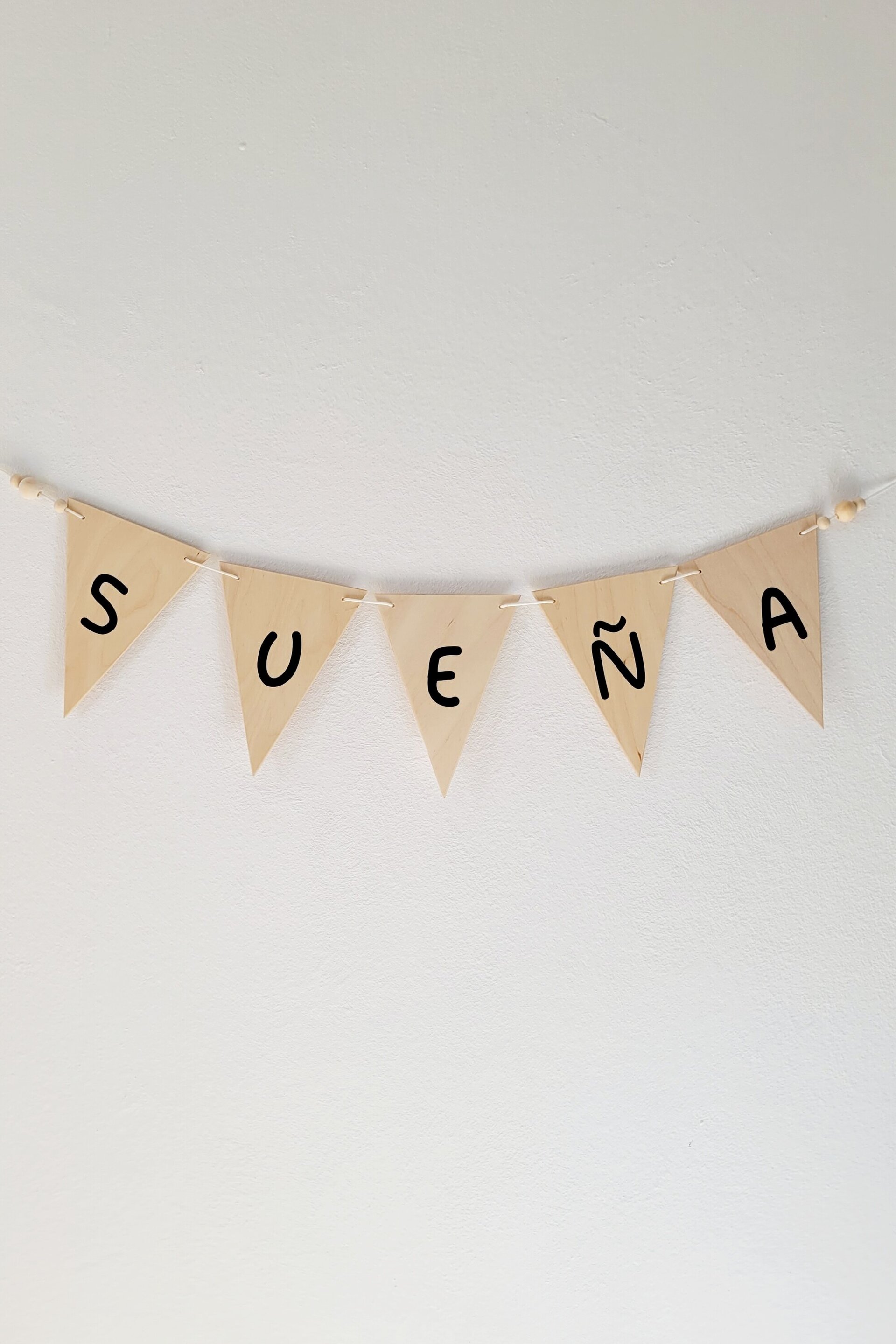 Girnalda  de madera "Sueña" - 3