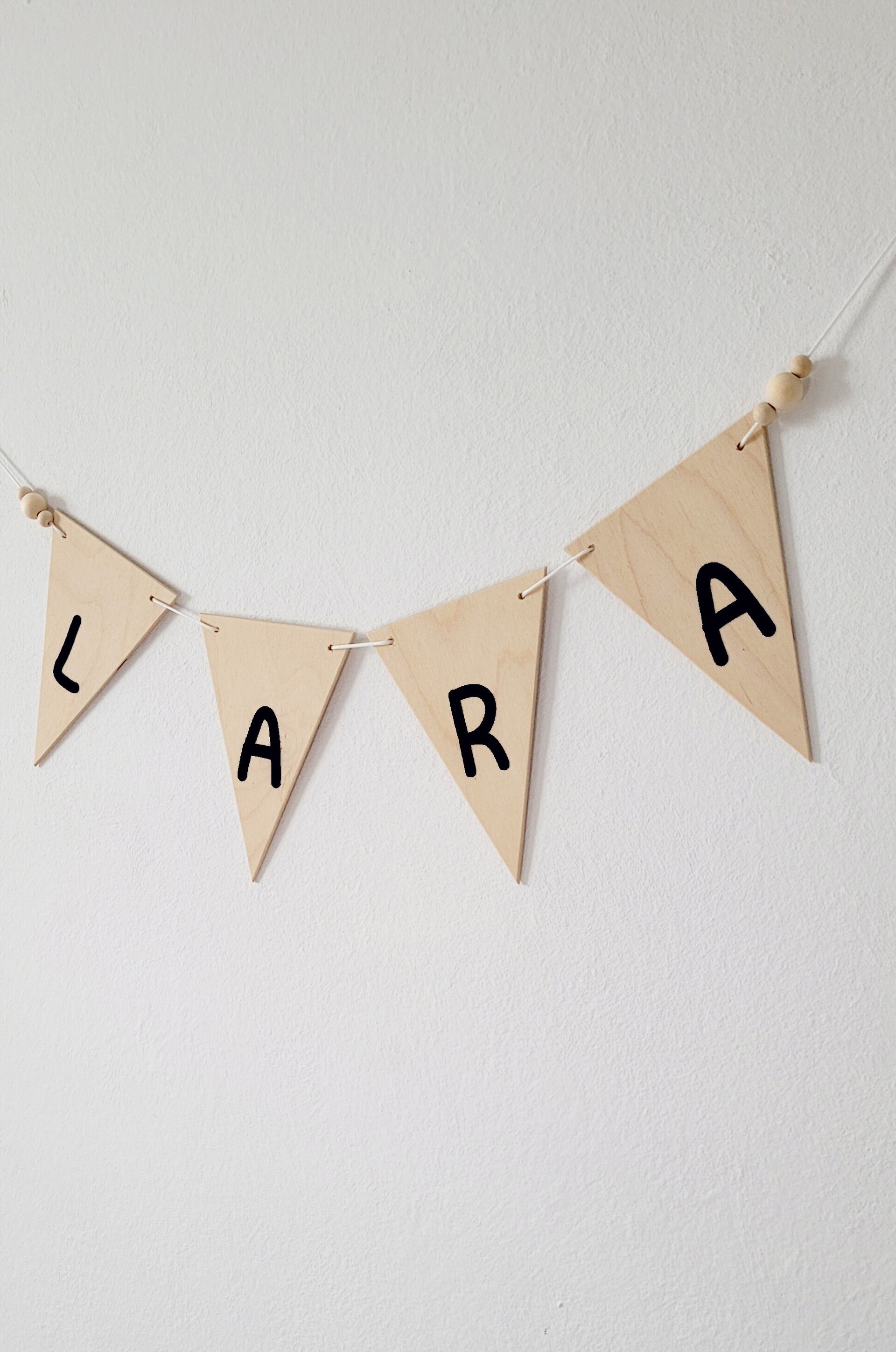 Girnalda  de madera "PERSONALIZADA" - 3