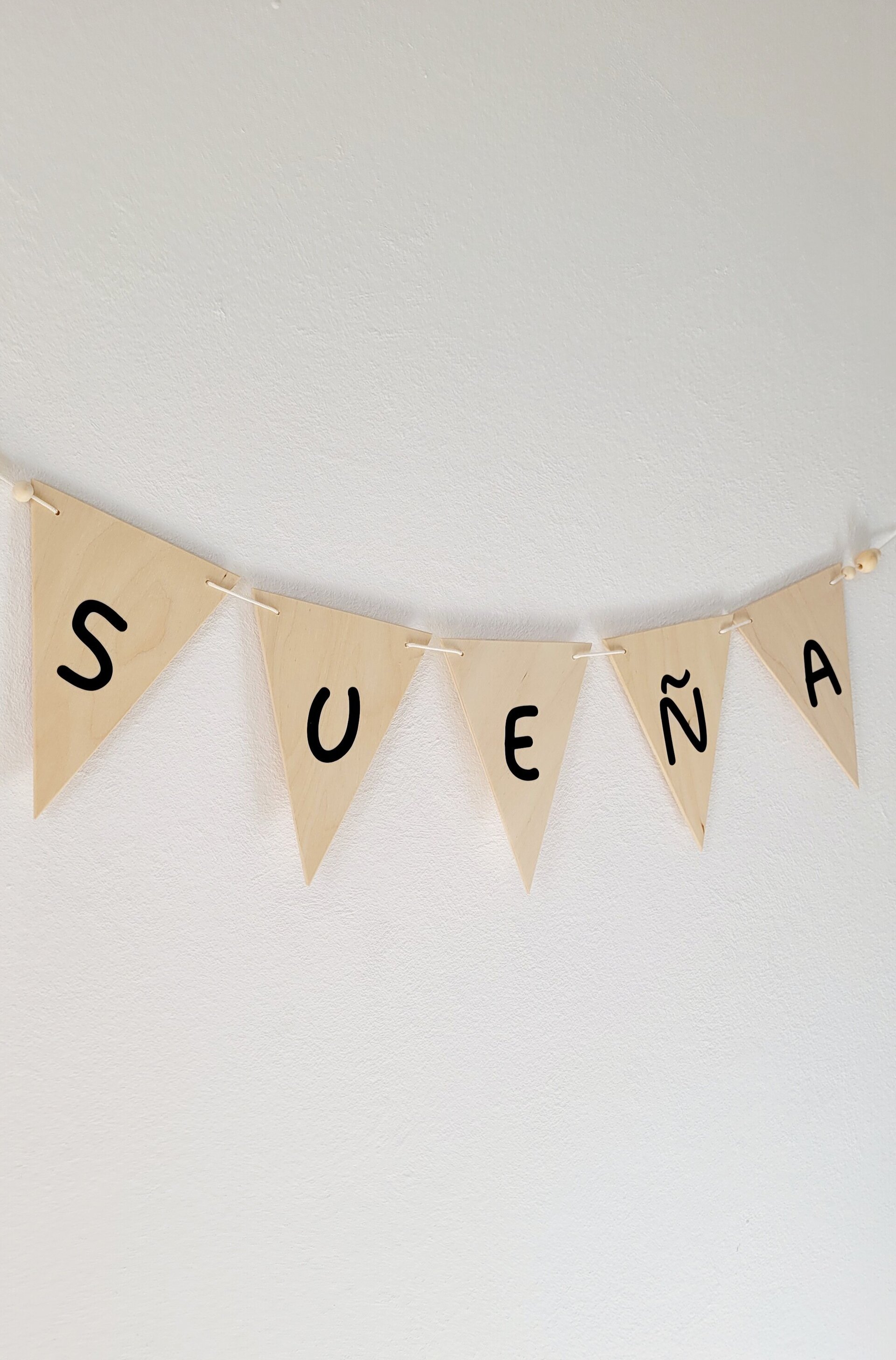 Girnalda  de madera "Sueña" - 4